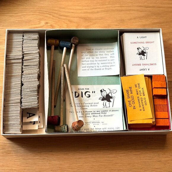 Vintage Parker Brothers Game Dig, A Lively Action Game, Copyright 1940 - Picture 6 of 13